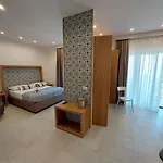 Mistral Luxury Guest house 4*