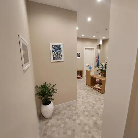 Mistral Luxury Сорренто
