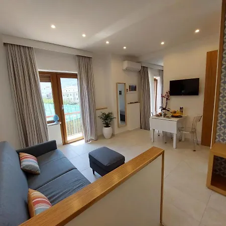 Guest house Mistral Luxury 4*