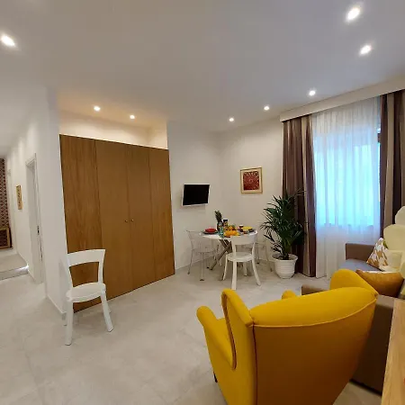 Guest house Mistral Luxury 4*