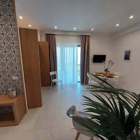 Mistral Luxury 4* Сорренто