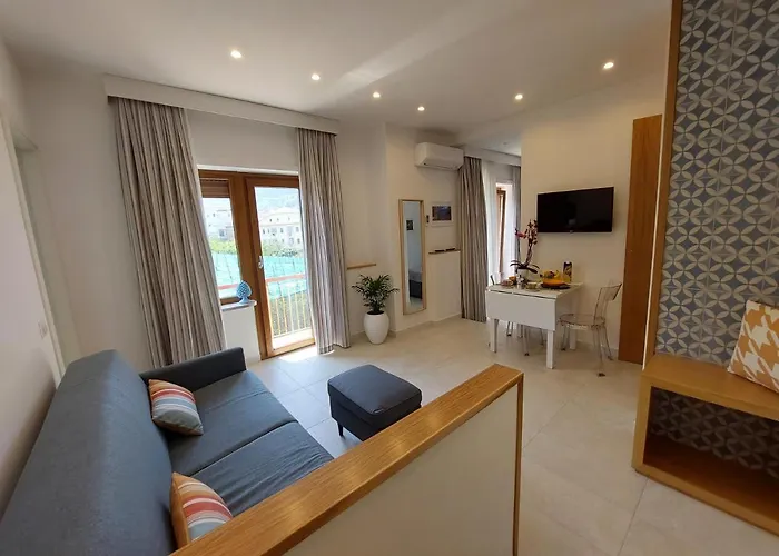 Pensionat Mistral Luxury 4*